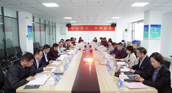 91视频H下载董事長竇伯英出席河南省科技裝備業商會一屆六次理事會